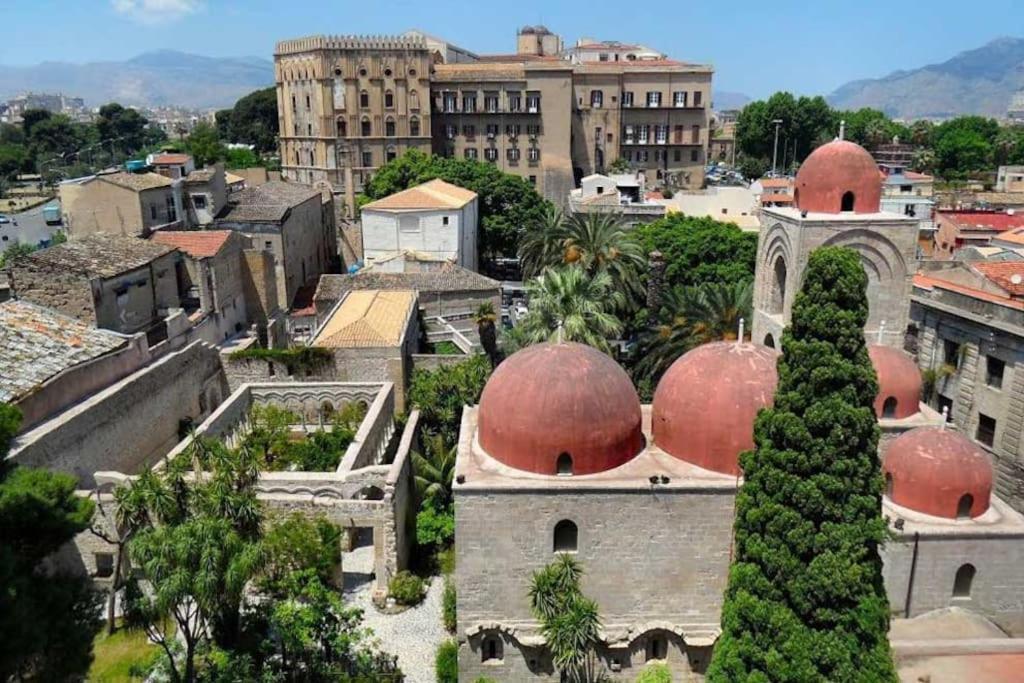 Porta Vicari With View In Downtown Lejlighed Palermo Eksteriør billede